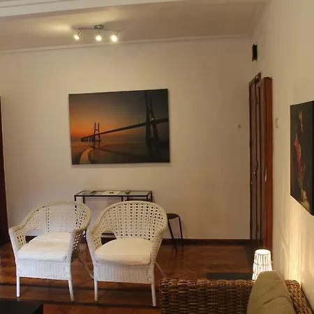 Telhal 2e Apartment *